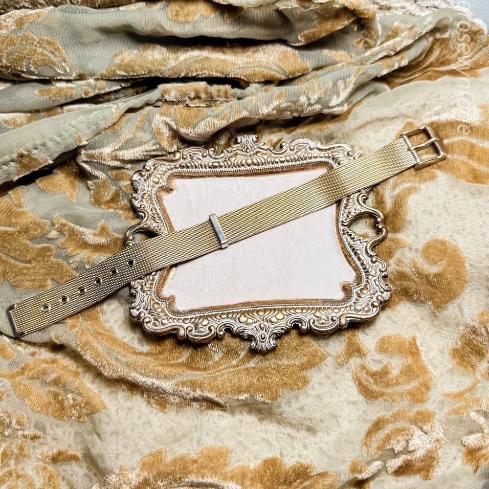 Gold Mesh Bracelet‎ with Buckle Clasp